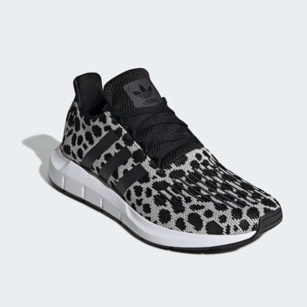 Adidas Swift Run Sneakers Cheetah Leopard Size 6.5 New in Box